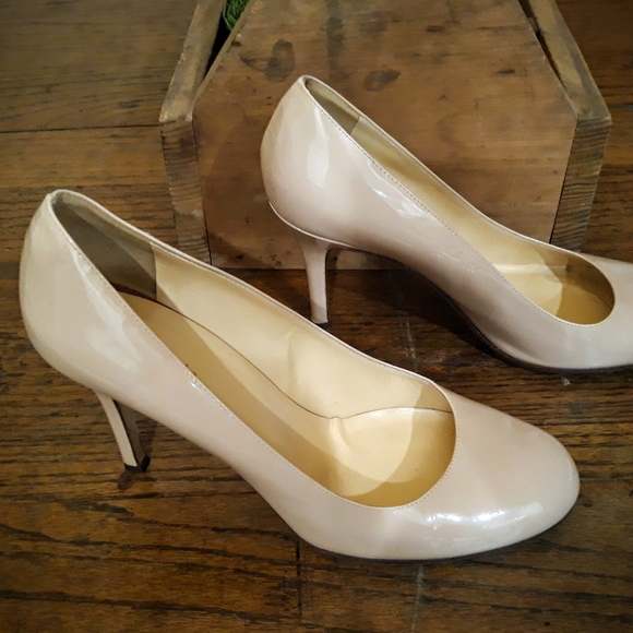 Kate Spade Karolina classic patent leather pumps - Picture 4 of 8